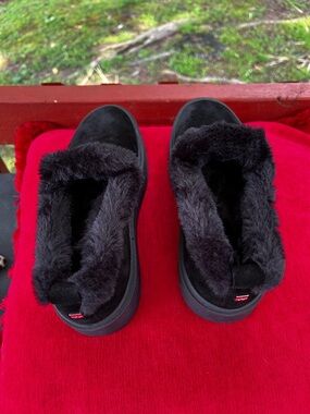 Aquatalia Women's Black Faux-Fur Slip-On Mules